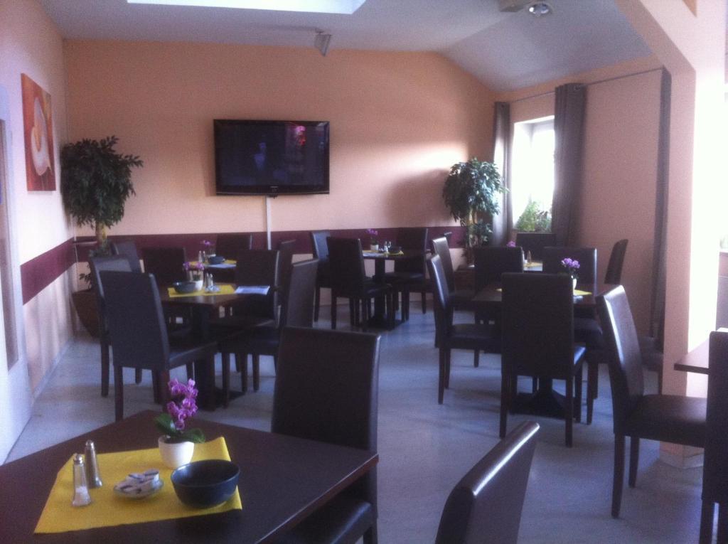 Hotel Amy Регенсбург Экстерьер фото