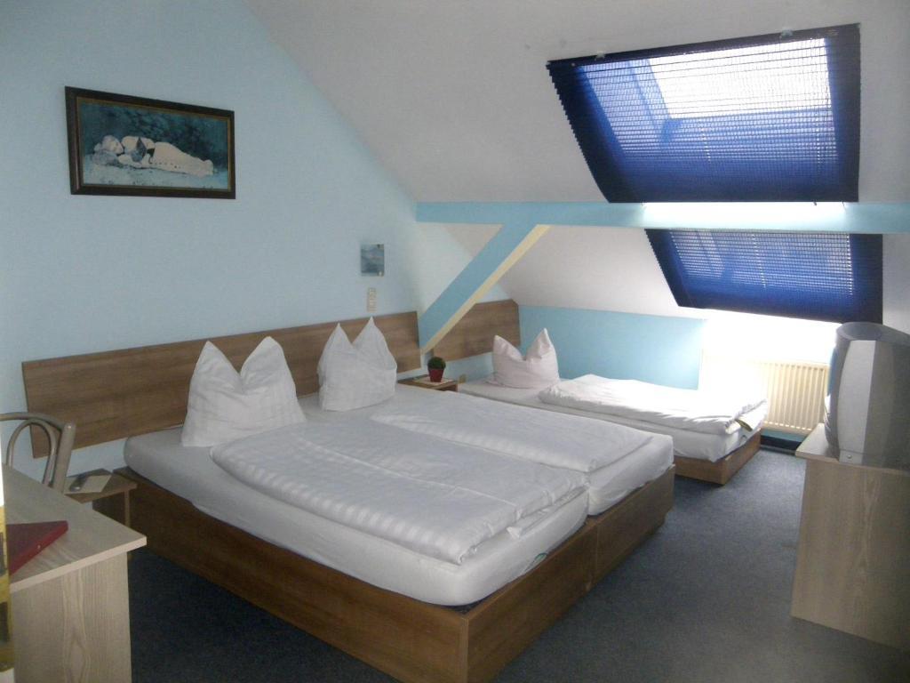 Hotel Amy Регенсбург Экстерьер фото