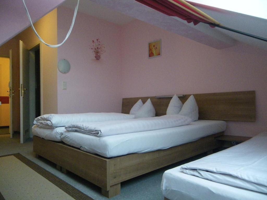 Hotel Amy Регенсбург Экстерьер фото