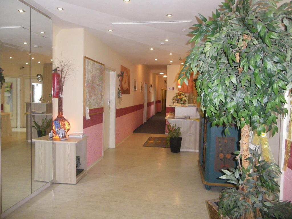 Hotel Amy Регенсбург Экстерьер фото