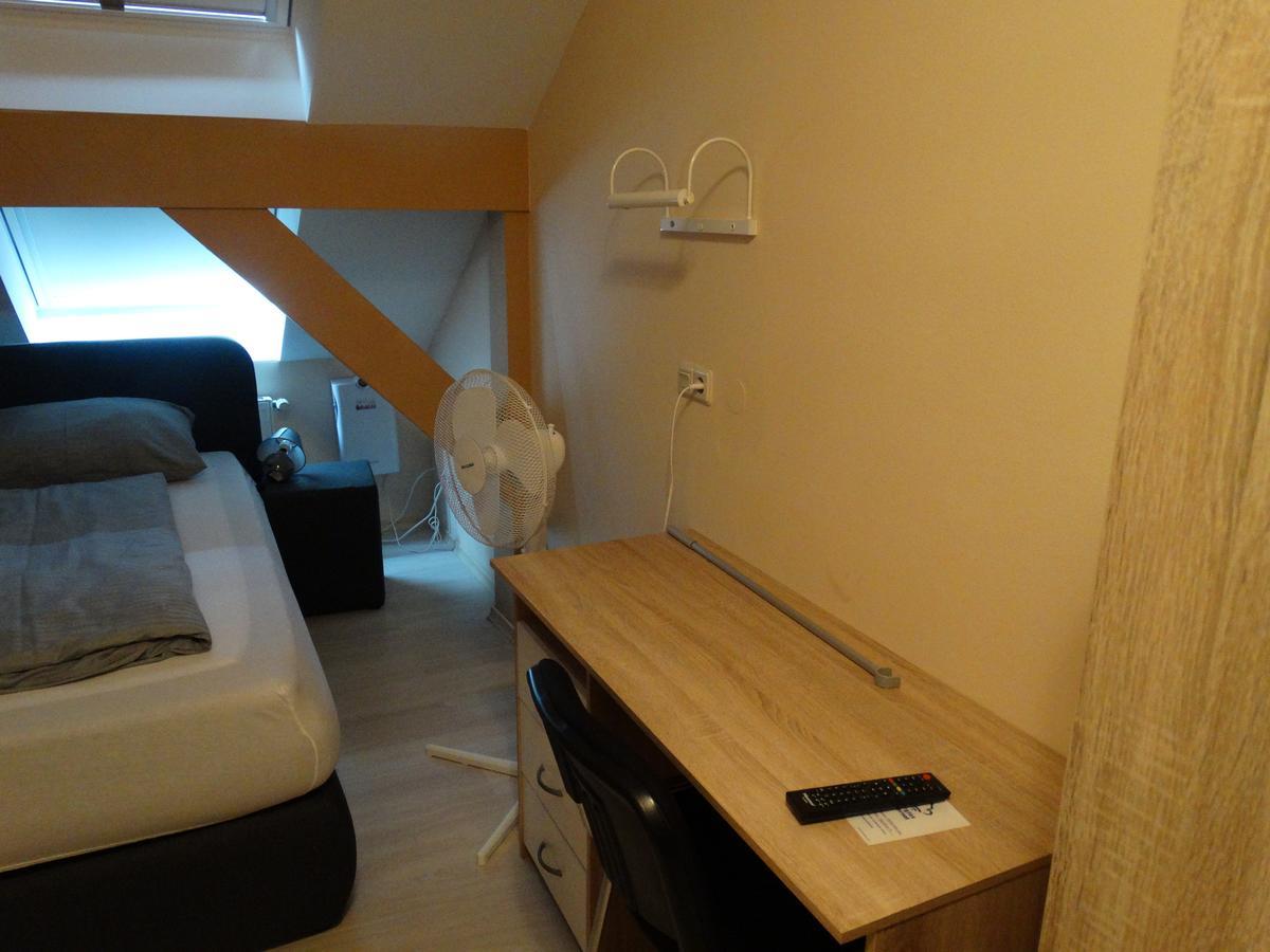 Hotel Amy Регенсбург Экстерьер фото